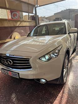 إنفينيتي QX70